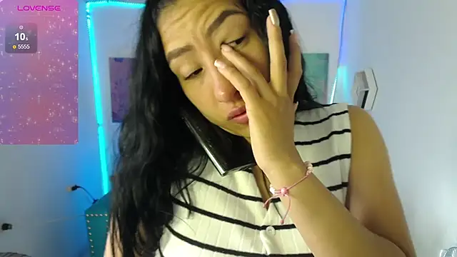 Sofi hot 4m online show from February 9, 2026, 1:20 pm