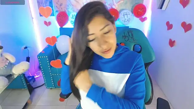 Sofi hot 4m online show from February 17, 2025, 1:22 pm