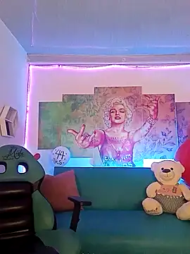 Sofi hot 4m online show from March 13, 2025, 12:24 pm