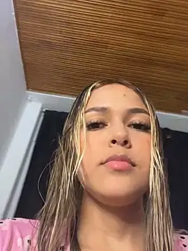 Cami hunter  online show from December 13, 2024, 9:20 pm