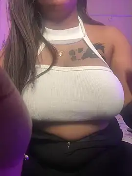 Snapshot of wildestcouplee chatting on February 1, 2025, 12:47 pm wildestcouplee online show from February 1, 2025, 12:47 pm