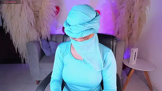 Snapshot of saray_halam chatting on February 20, 2025, 6:46 pm saray halam online show from February 20, 2025, 6:46 pm