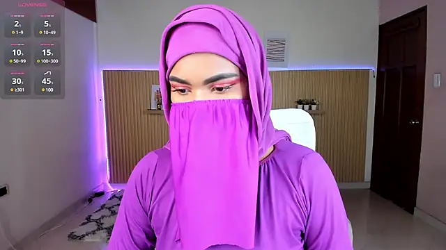 Snapshot of saray_halam chatting on March 21, 2025, 6:51 pm saray halam online show from March 21, 2025, 6:51 pm