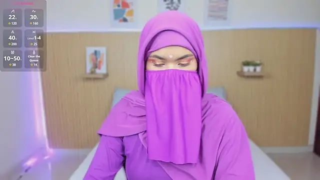 Snapshot of saray_halam chatting on March 3, 2025, 6:24 pm saray halam online show from March 3, 2025, 6:24 pm