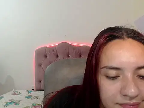 Snapshot of nicoll_crazzy chatting on January 15, 2026, 4:43 pm nicoll crazzy online show from January 15, 2026, 4:43 pm