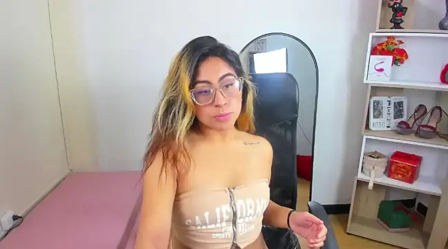 Freya Miller  online show from February 26, 2025, 3:46 am