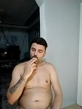 Snapshot of hot_man_eray chatting on October 21, 2025, 6:07 pm hot man eray online show from October 21, 2025, 6:07 pm