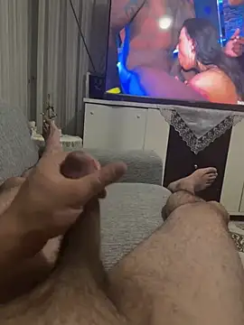 Snapshot of hot_man_eray chatting on February 11, 2025, 4:56 pm hot man eray online show from February 11, 2025, 4:56 pm