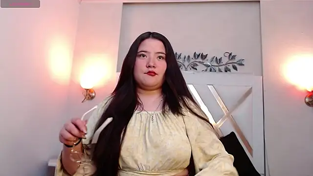 Snapshot of LinaPrinceess chatting on December 27, 2024, 8:39 pm LinaPrinceess online show from December 27, 2024, 8:39 pm