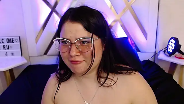 Snapshot of LinaPrinceess chatting on December 7, 2024, 12:36 am LinaPrinceess online show from December 7, 2024, 12:36 am