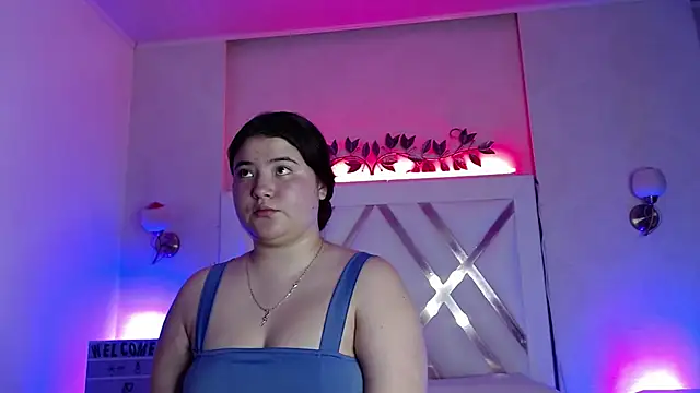 Snapshot of LinaPrinceess chatting on December 13, 2024, 8:04 pm LinaPrinceess online show from December 13, 2024, 8:04 pm