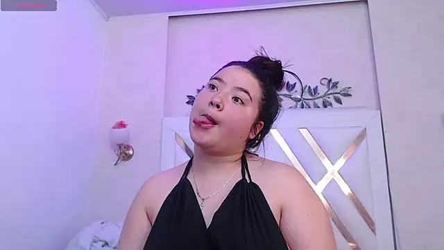 Snapshot of LinaPrinceess chatting on December 28, 2024, 8:47 pm LinaPrinceess online show from December 28, 2024, 8:47 pm