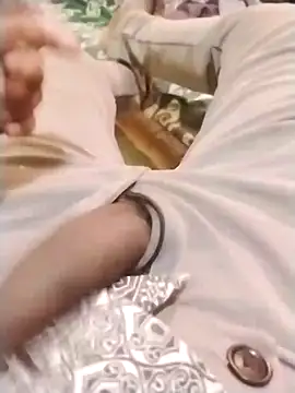 Snapshot of Muscular02 chatting on February 28, 2025, 10:20 am Muscular02 online show from February 28, 2025, 10:20 am