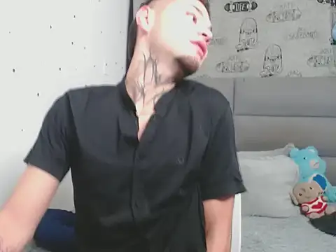 MarceloMilk online show from October 19, 2025, 2:36 am