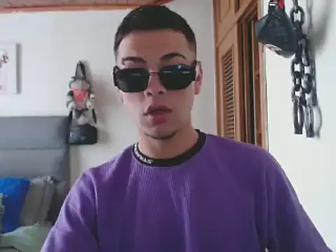 MarceloMilk online show from January 30, 2025, 1:31 pm