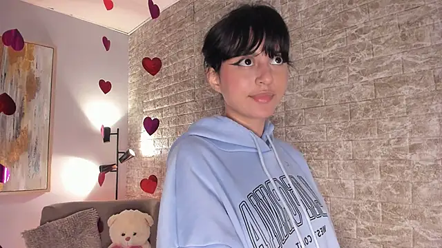 Snapshot of tamara_aluna chatting on February 14, 2025, 4:20 pm tamara aluna online show from February 14, 2025, 4:20 pm