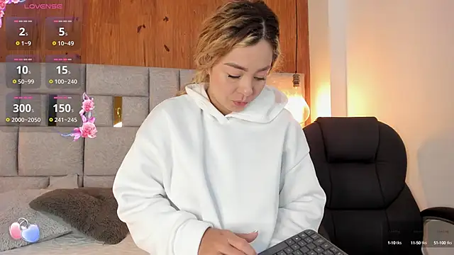 Saori newman online show from September 19, 2025, 11:36 am