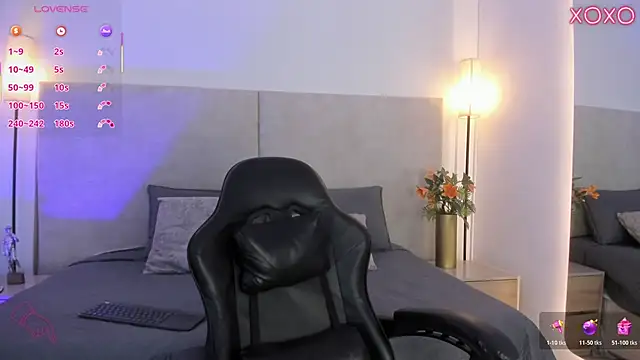 Saori newman online show from April 14, 2026, 11:48 am