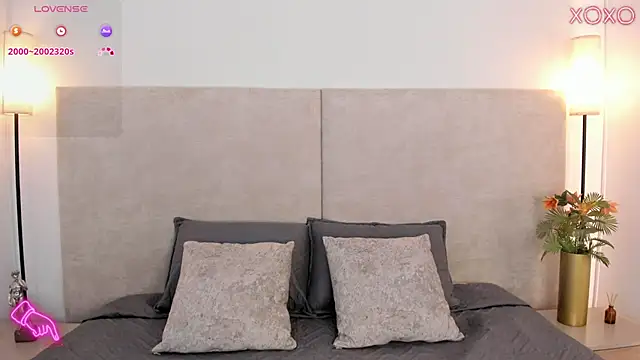 Saori newman online show from December 15, 2025, 12:00 pm