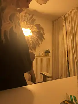 blairbella online show from March 28, 2026, 7:37 pm