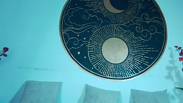 Snapshot of Lunamistyc chatting on September 18, 2025, 7:28 pm Lunamistyc online show from September 18, 2025, 7:28 pm