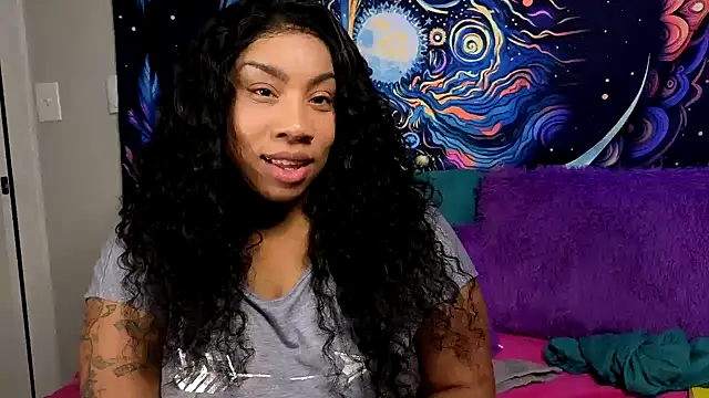 Snapshot of RoxiesObsession chatting on March 22, 2025, 2:27 am RoxiesObsession online show from March 22, 2025, 2:27 am