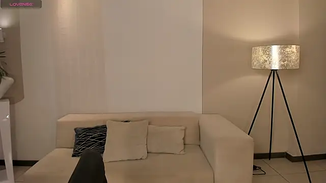 AlinaKravitz online show from March 9, 2026, 12:20 pm