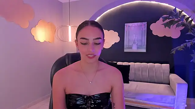 KaiaFerreira online show from March 6, 2025, 3:02 pm