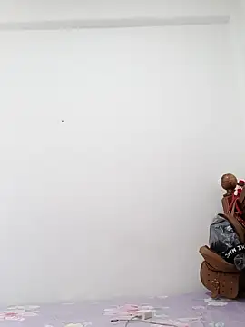 Snapshot of blondebitchlitle chatting on March 14, 2025, 7:34 pm blondebitchlitle online show from March 14, 2025, 7:34 pm