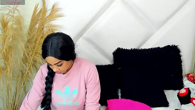 Snapshot of ScarlethNatasha chatting on November 8, 2025, 2:48 am ScarlethNatasha online show from November 8, 2025, 2:48 am