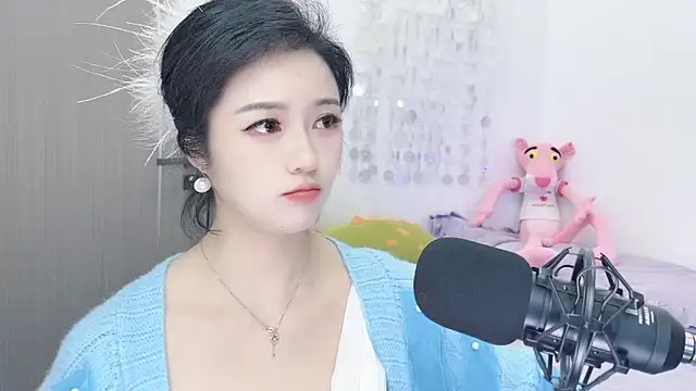 starsqimei online show from February 9, 2026, 6:22 am