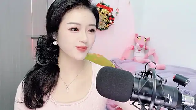 starsqimei online show from December 20, 2025, 6:27 am