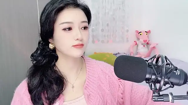 starsqimei online show from February 6, 2026, 5:47 am