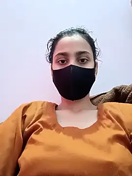 magicmoment00786 online show from February 22, 2025, 6:28 am