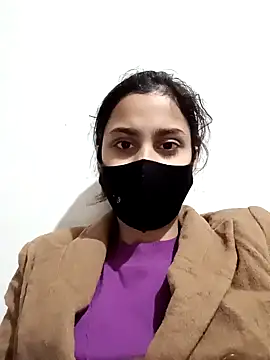 magicmoment00786 online show from January 5, 2025, 2:30 pm