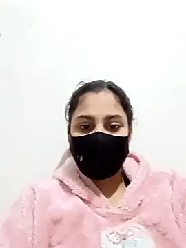 magicmoment00786 online show from December 26, 2024, 4:36 pm