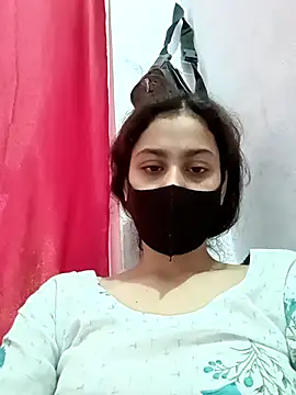 magicmoment00786 online show from October 21, 2025, 8:36 am