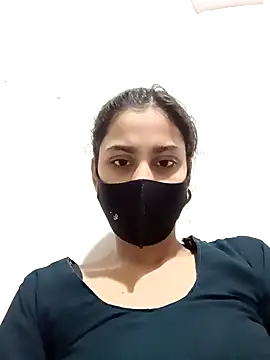 magicmoment00786 online show from December 25, 2024, 3:28 pm