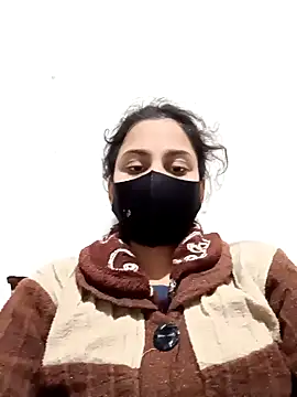 magicmoment00786 online show from January 10, 2025, 4:51 pm