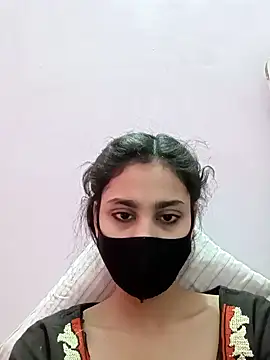 magicmoment00786 online show from February 12, 2025, 7:02 am