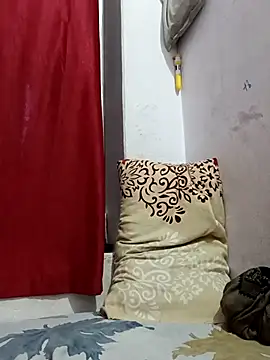 magicmoment00786 online show from September 16, 2025, 12:39 pm