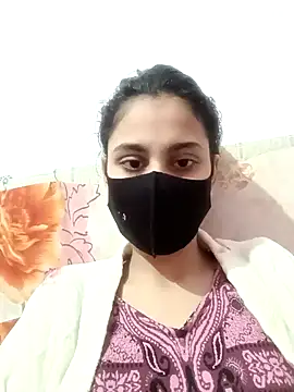 magicmoment00786 online show from January 14, 2025, 9:35 am