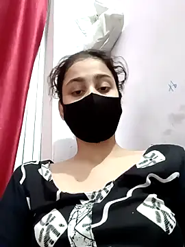 magicmoment00786 online show from September 22, 2025, 5:19 pm