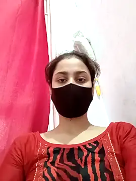 magicmoment00786 online show from September 17, 2025, 10:28 am