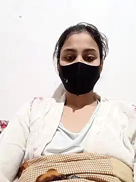 magicmoment00786 online show from December 21, 2024, 4:25 pm