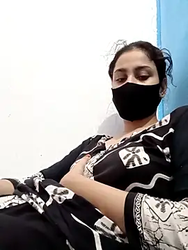 magicmoment00786 online show from September 23, 2025, 7:59 am