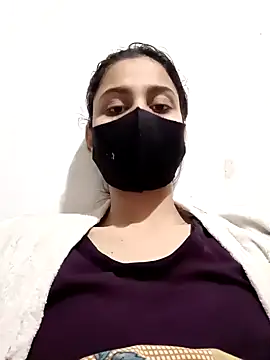 magicmoment00786 online show from January 26, 2025, 3:36 pm