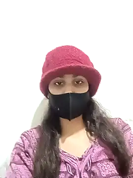 magicmoment00786 online show from January 27, 2025, 3:50 pm