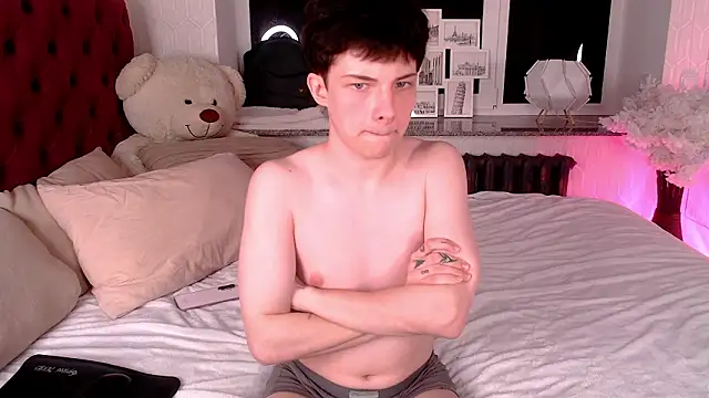 iwillfall online show from March 4, 2026, 12:29 am