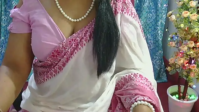 indian anu mallu online show from April 13, 2026, 9:52 pm